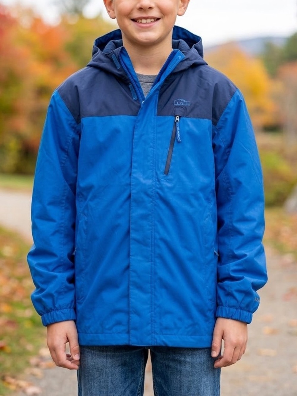 LL Bean Kids Youth Boys Size XL/18 US Trail Model Rain Hooded Jacket Blue